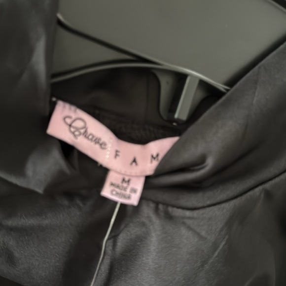 Crave Fame Women's Black Mock Turtleneck Sleeveless Bodysuit Size M - Picture 9 of 9